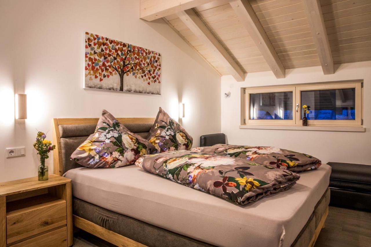 Haus Lukic Apartment Капрун Екстериор снимка