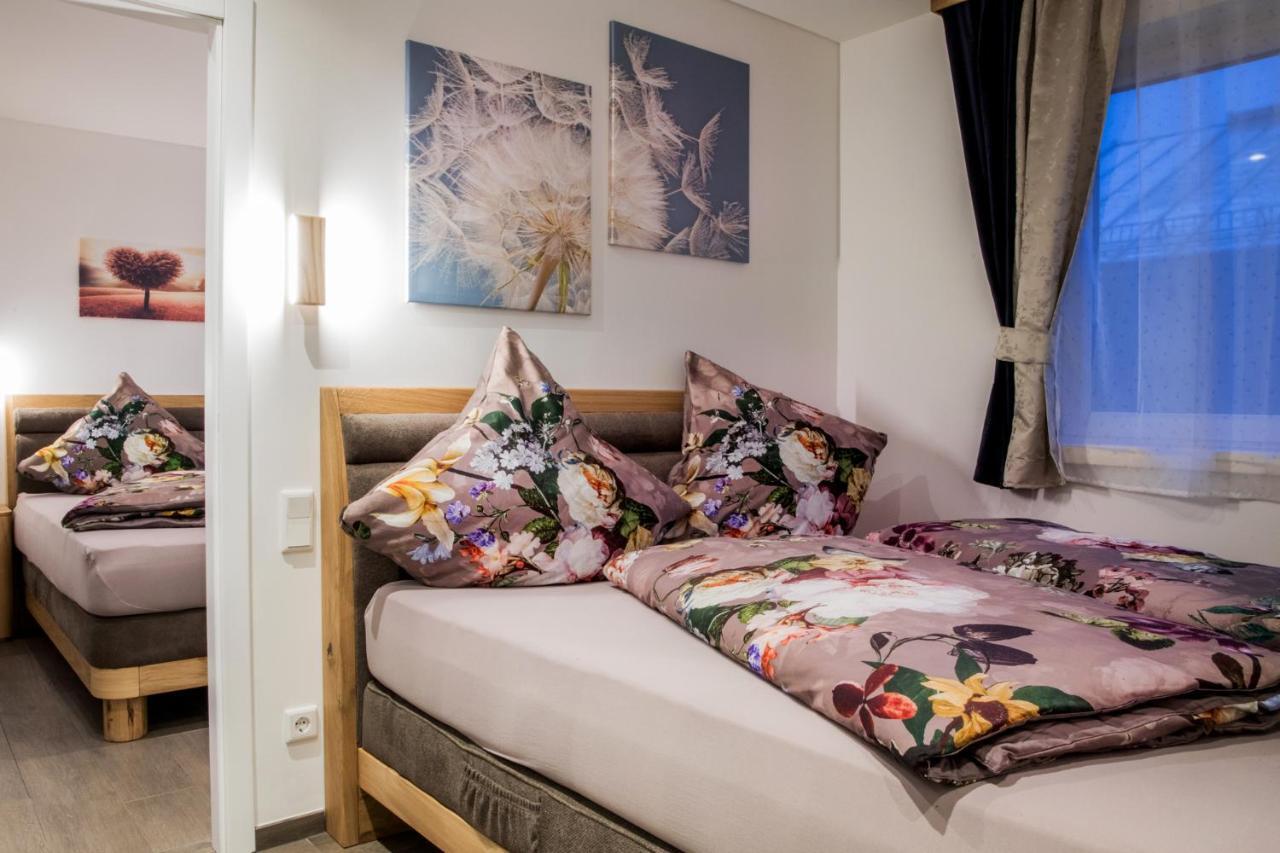Haus Lukic Apartment Капрун Екстериор снимка