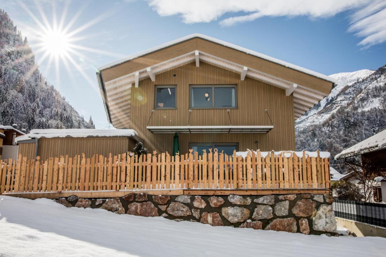 Haus Lukic Apartment Капрун Екстериор снимка